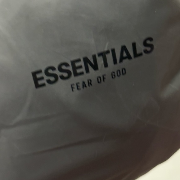 𝙵𝚎𝚊𝚛 𝙾𝚏 𝙶𝚘𝚍 𝙴𝚜𝚜𝚎𝚗𝚝𝚒𝚊𝚕𝚜 𝙷𝚘𝚘𝚍𝚒𝚎 (𝙻𝙰𝚁𝙶𝙴) - Picture 7 of 7